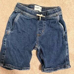 Abercrombie Kids dark wash shorts